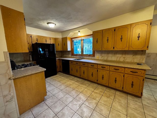 198 Washington St 1, Somerville, MA 02143