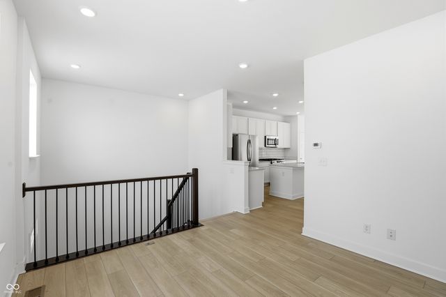 6614 Halsey Street, Zionsville, IN 46077