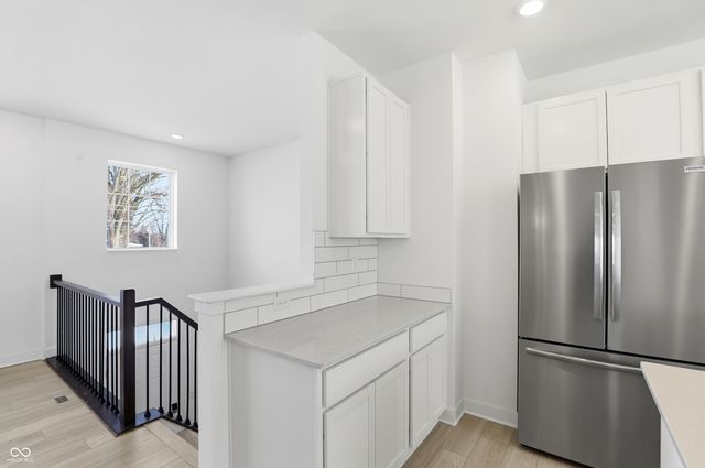 6614 Halsey Street, Zionsville, IN 46077