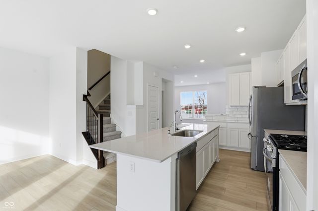 6614 Halsey Street, Zionsville, IN 46077