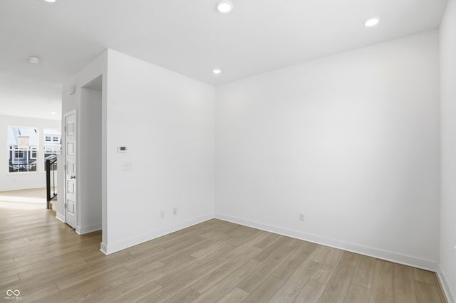 6614 Halsey Street, Zionsville, IN 46077