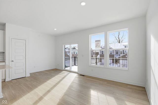 6614 Halsey Street, Zionsville, IN 46077