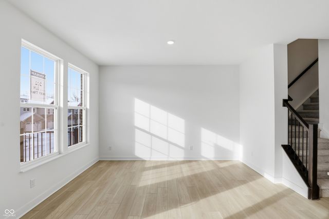 6614 Halsey Street, Zionsville, IN 46077