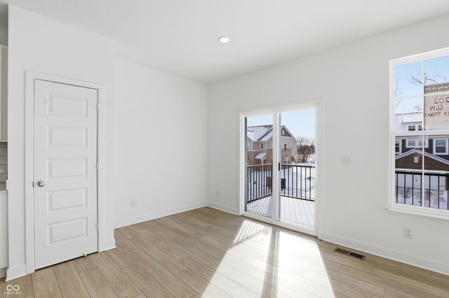 6614 Halsey Street, Zionsville, IN 46077