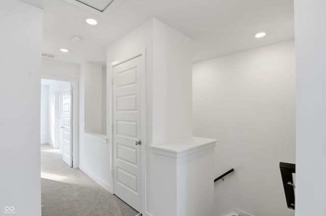 6614 Halsey Street, Zionsville, IN 46077