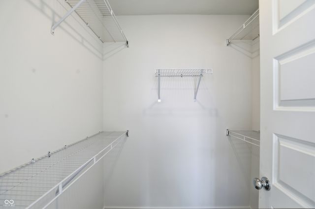 6614 Halsey Street, Zionsville, IN 46077