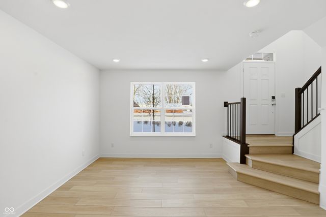 6614 Halsey Street, Zionsville, IN 46077