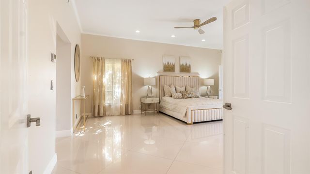 10571 Boca Woods Lane, Boca Raton, FL 33428