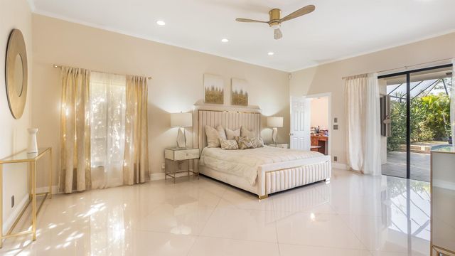 10571 Boca Woods Lane, Boca Raton, FL 33428