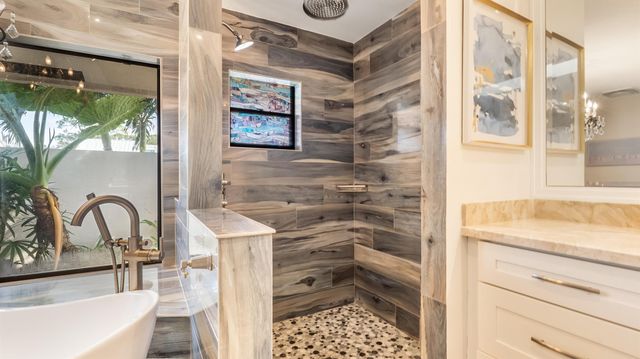 10571 Boca Woods Lane, Boca Raton, FL 33428