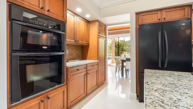 10571 Boca Woods Lane, Boca Raton, FL 33428