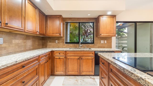 10571 Boca Woods Lane, Boca Raton, FL 33428