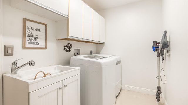 10571 Boca Woods Lane, Boca Raton, FL 33428