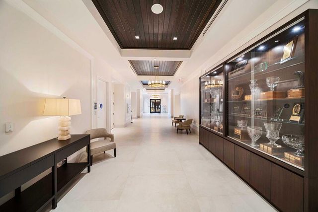 10571 Boca Woods Lane, Boca Raton, FL 33428