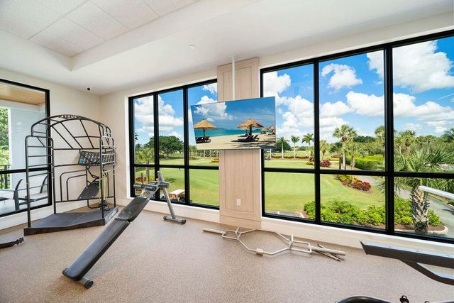 10571 Boca Woods Lane, Boca Raton, FL 33428