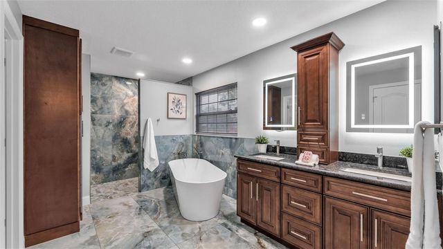 7729 LAKE ANDREA CIRCLE, Mount Dora, FL 32757