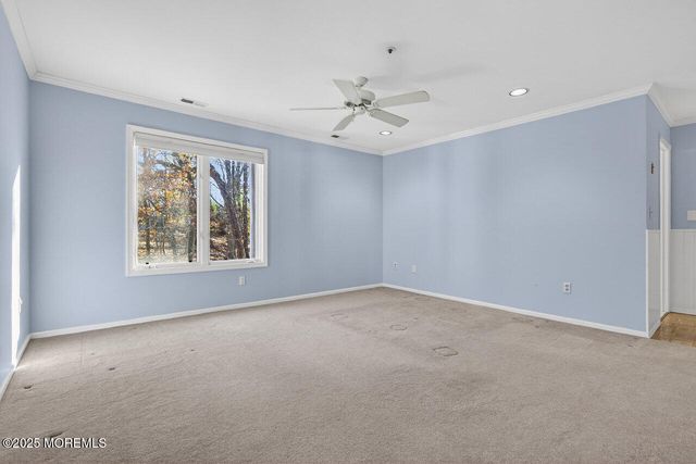 61 Tower Hill Drive 708, Red Bank, NJ 07701