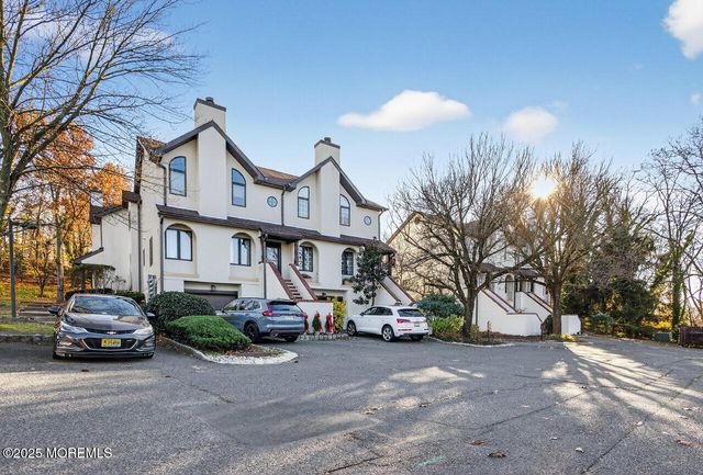 61 Tower Hill Drive 708, Red Bank, NJ 07701