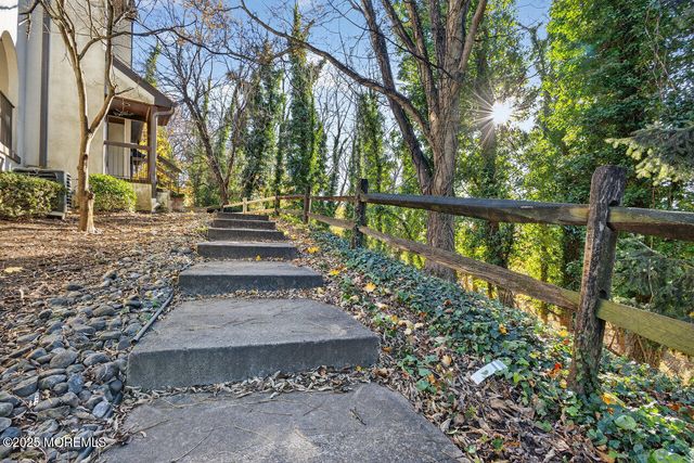 61 Tower Hill Drive 708, Red Bank, NJ 07701