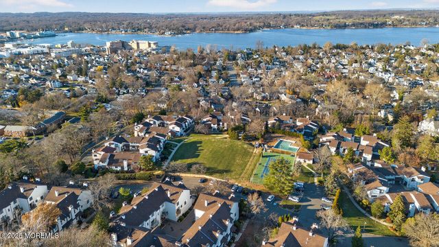 61 Tower Hill Drive 708, Red Bank, NJ 07701