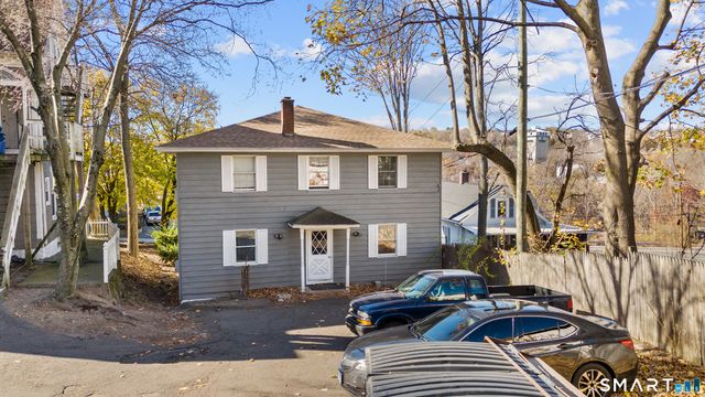25-37 Piedmont Street, Waterbury, CT 06706