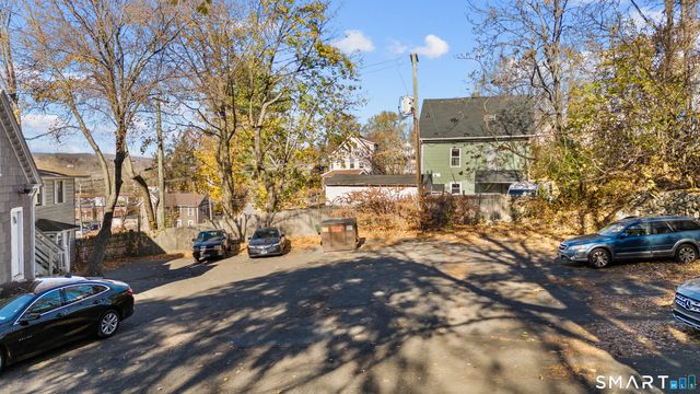 25-37 Piedmont Street, Waterbury, CT 06706