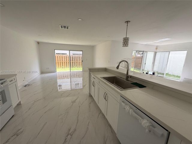 13887 SW 103rd Lane, Miami, FL 33186