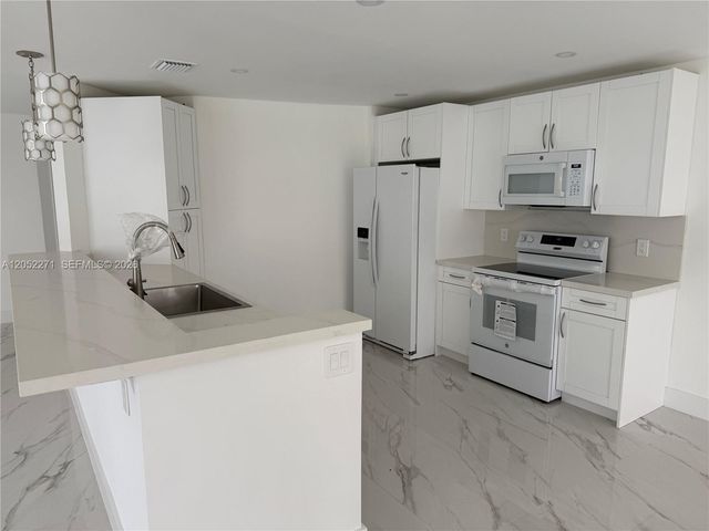 13887 SW 103rd Lane, Miami, FL 33186