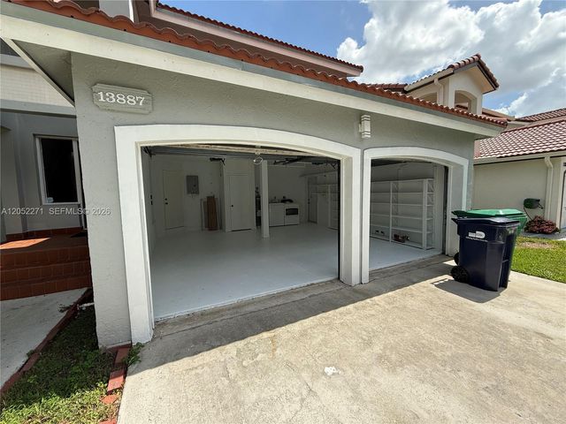 13887 SW 103rd Lane, Miami, FL 33186