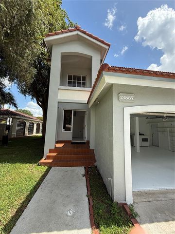 13887 SW 103rd Lane, Miami, FL 33186