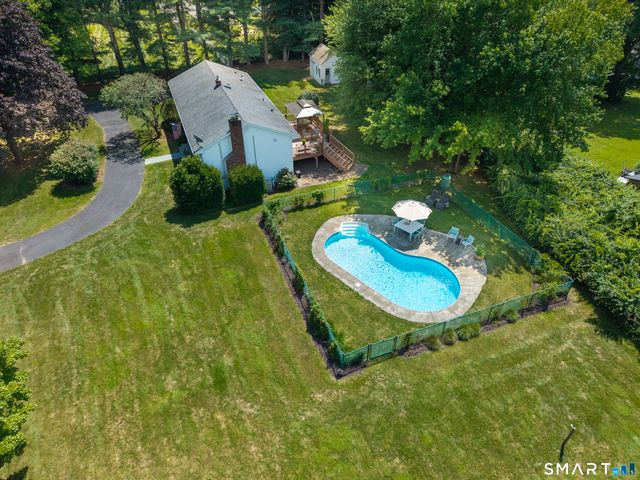 6 Webster Place, Newtown, CT 06470