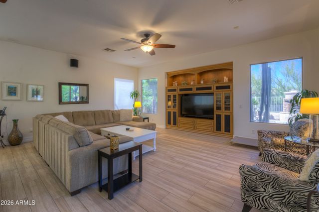 5556 E Sierra Sunset Trail, Cave Creek, AZ 85331