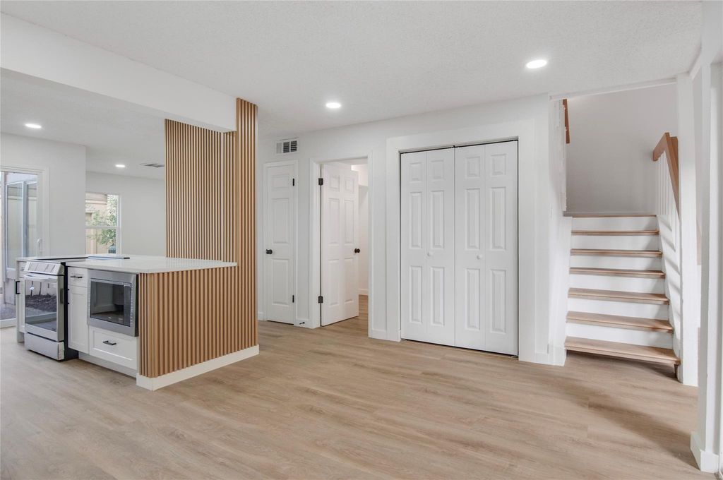 2916 Windchase Blvd, Houston, TX 77082