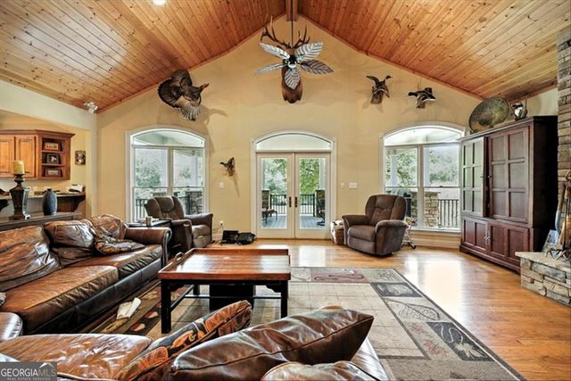 625 Rum Creek Road, Juliette, GA 31046