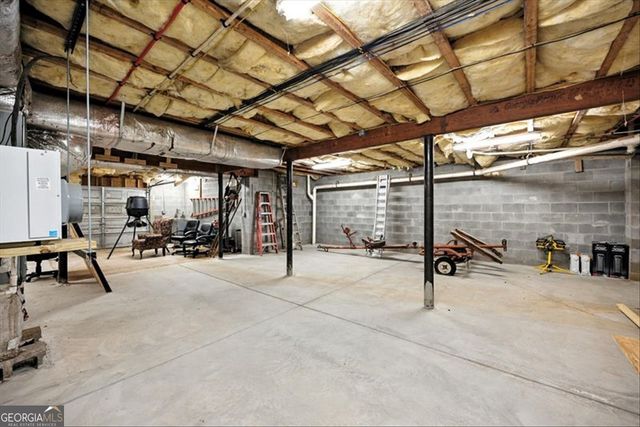 625 Rum Creek Road, Juliette, GA 31046