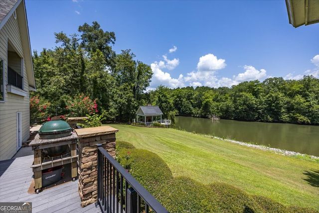 625 Rum Creek Road, Juliette, GA 31046