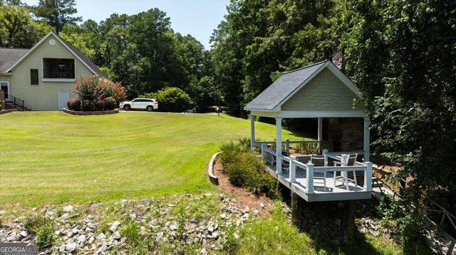 625 Rum Creek Road, Juliette, GA 31046
