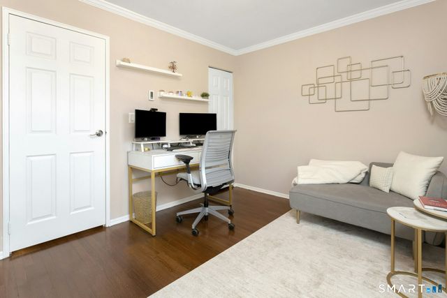 30 Maple Tree Avenue B, Stamford, CT 06906