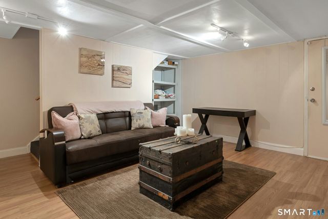 30 Maple Tree Avenue B, Stamford, CT 06906