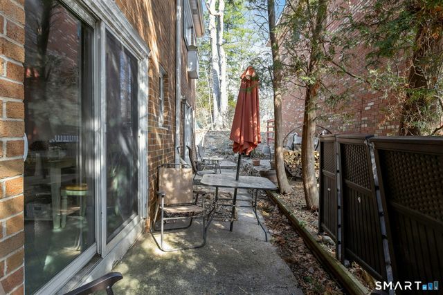 30 Maple Tree Avenue B, Stamford, CT 06906