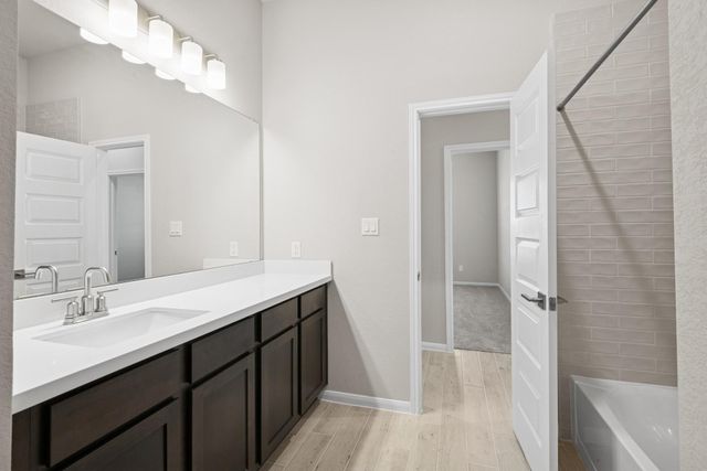 6802 Allens Landing, Needville, TX 77461