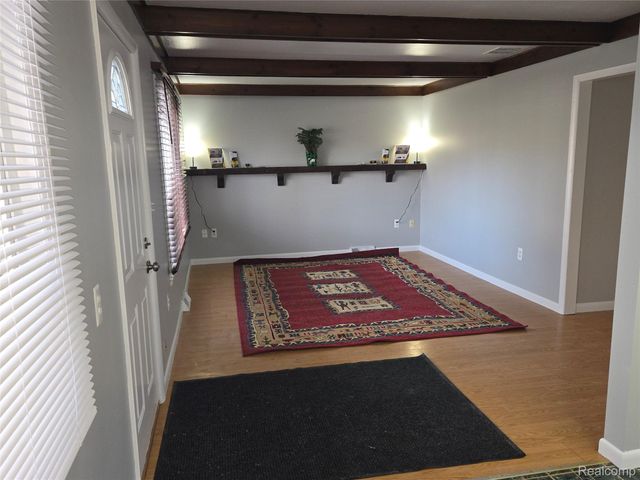 4694 Ziegler Street, Dearborn Heights, MI 48125