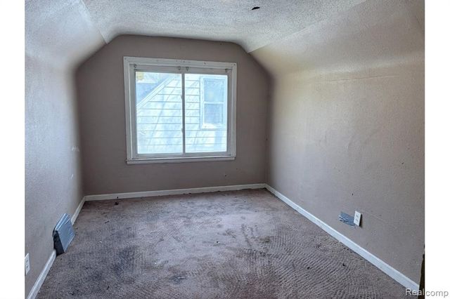 19940 Westphalia Street, Detroit, MI 48205