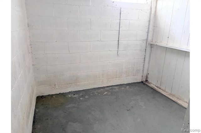 19940 Westphalia Street, Detroit, MI 48205