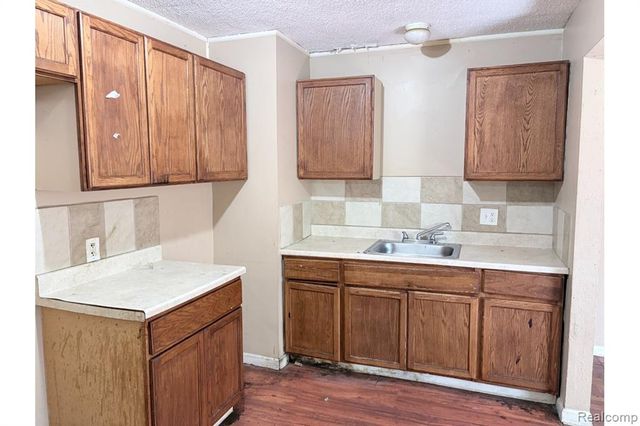 19940 Westphalia Street, Detroit, MI 48205