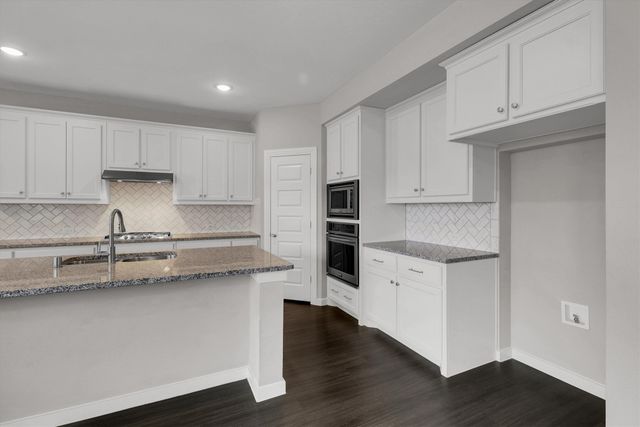 813 Glen Crossing Drive, Celina, TX 75009