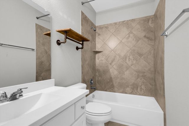 813 Glen Crossing Drive, Celina, TX 75009