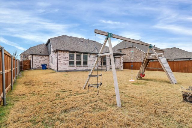 813 Glen Crossing Drive, Celina, TX 75009