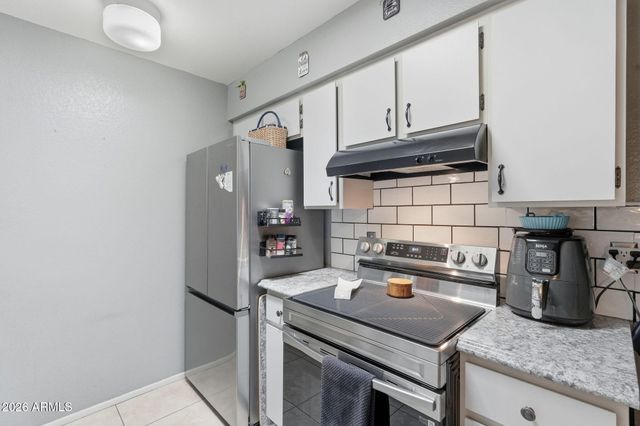 9017 W ELM Street 6, Phoenix, AZ 85037