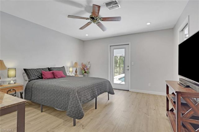 28025 Oak LN, Bonita Springs, FL 34135